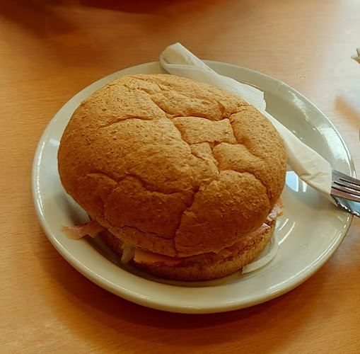 The Refreshment Bar - Hospitality and gastronomy