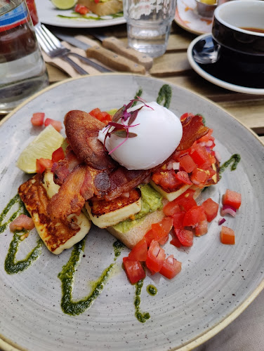 63 Northcote Rd, London SW11 1NP, United Kingdom