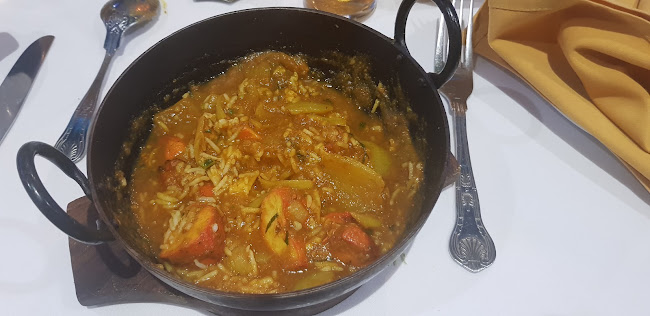 Comentarii opinii despre Blue Tiffin