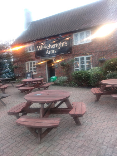 Davis Way, Reading RG10 0TR, United Kingdom