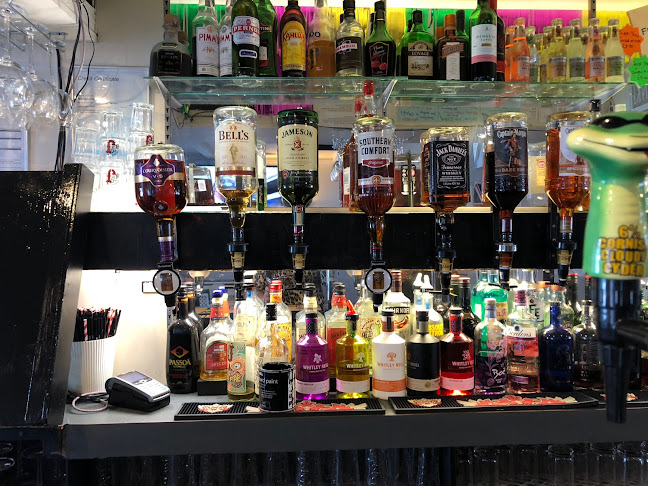 10 Fore St, Torpoint PL11 2AB