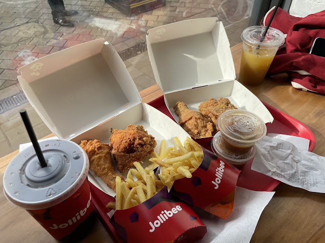 Jollibee Leeds - Leeds
