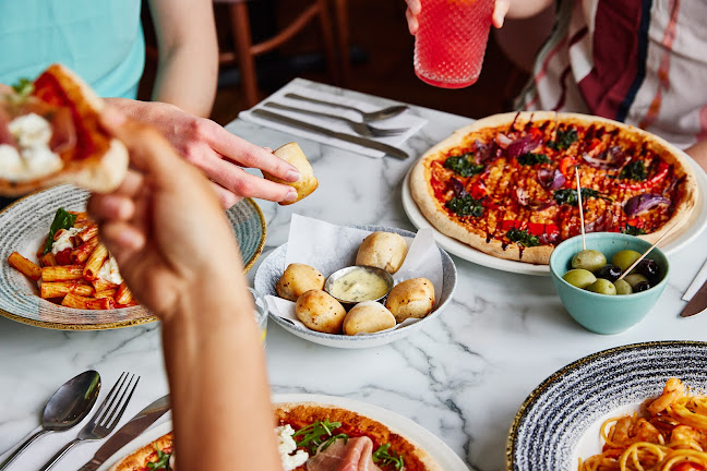 Bella Italia - St Martins Lane - Hospitality and gastronomy