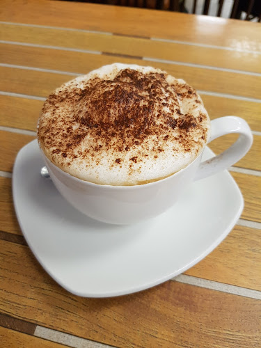 Comentarii opinii despre Trojan Café