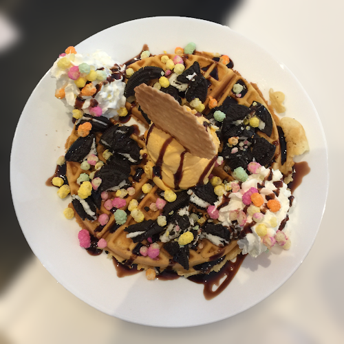 Opinii despre Happy Spoon Ice Cream Parlour în Stockton-on-Tees - Hospitality and gastronomy