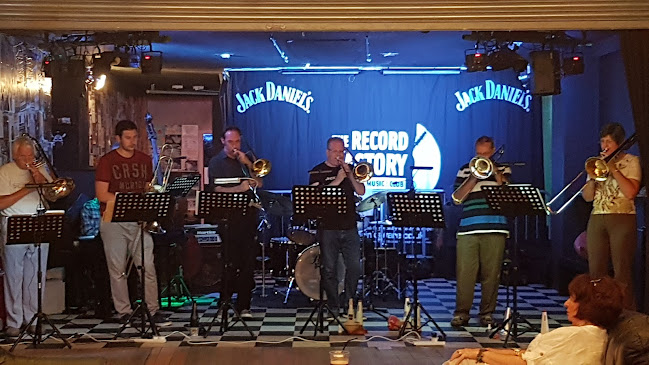 17 Byres Rd, Partick, Glasgow G11 5RD, United Kingdom