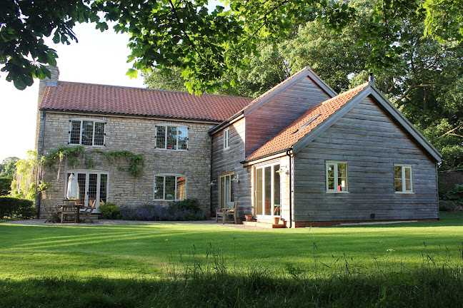 Cook and Saucer - Lincoln