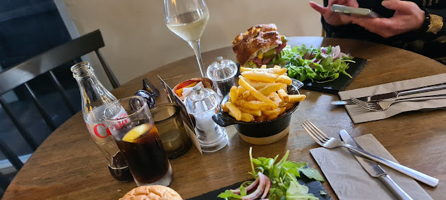 The Old Pub - Macclesfield