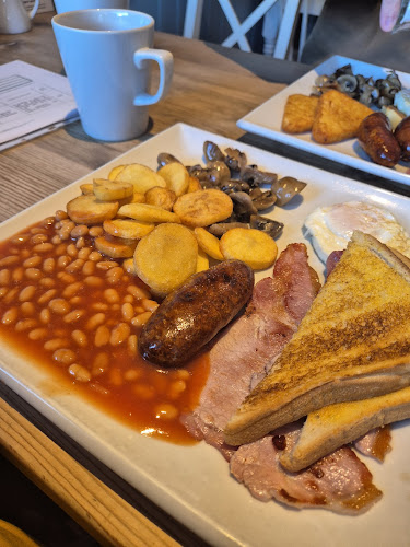 68 High St, Sandhurst GU47 8ED, United Kingdom