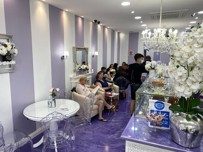 Happy Spoon Ice Cream Parlour - Stockton-on-Tees