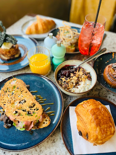 KNEAD Elkstone - Hospitality and gastronomy