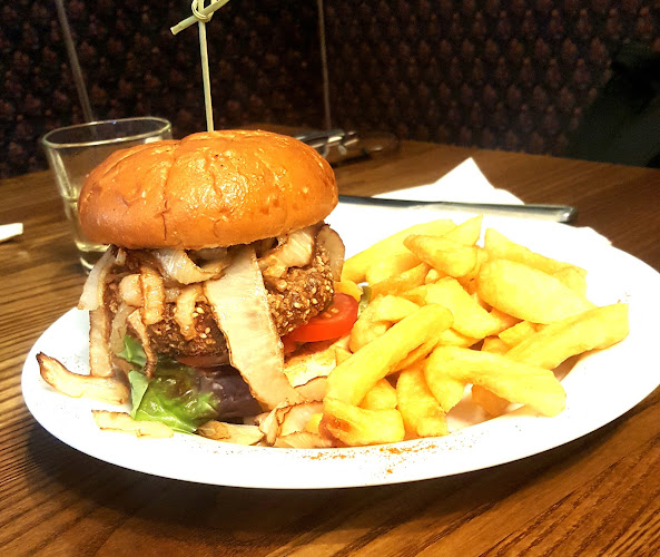 Comentarii opinii despre Man Of Ross