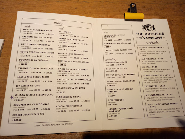 Comentarii opinii despre The Duchess of Cambridge Pub