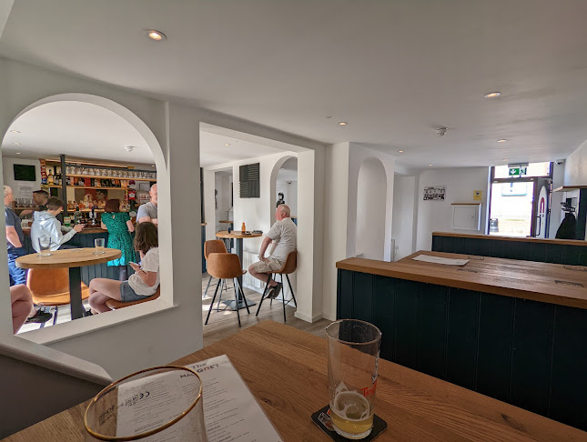 The Magnet Pub - Hospitality and gastronomy