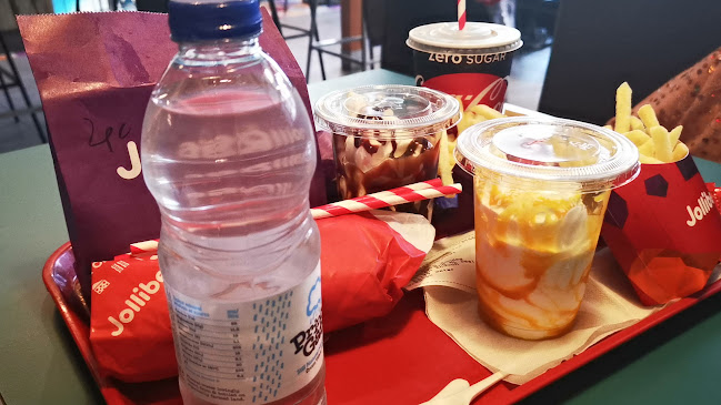 Opinii despre Jollibee Leeds în Leeds - Hospitality and gastronomy