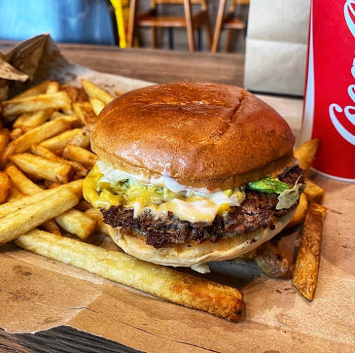 Comentarii opinii despre Urban Fresh Burgers & Fries - Wheatley