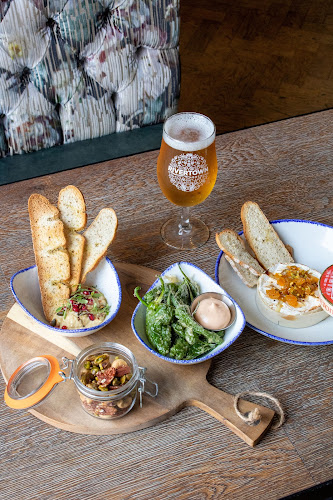 3-4 Thames St, Windsor SL4 1PL, United Kingdom