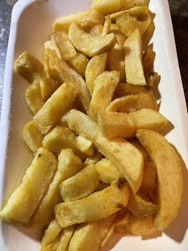 Opinii despre Andy's Plaice Fish and Chips în Clacton-on-Sea - Hospitality and gastronomy