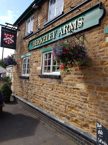 Comentarii opinii despre The Berkeley Arms