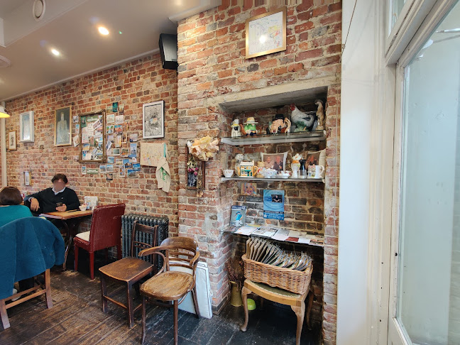 54 High St, Tunbridge Wells TN1 1XF, United Kingdom