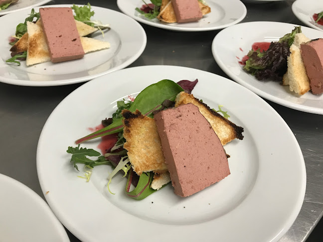 Forest Inn, Forest Links Rd, Ferndown BH22 9PH, United Kingdom