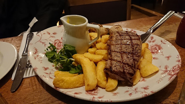 Opinii despre The Duchess of Cambridge Pub în Windsor - Hospitality and gastronomy