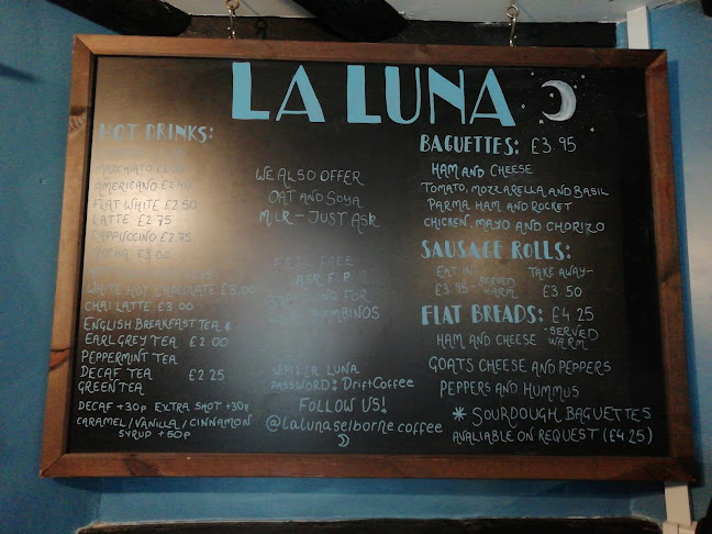 Opinii despre La Luna - Coffee Shop în Alton - Hospitality and gastronomy