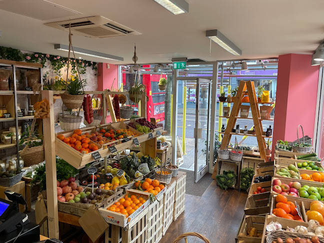 Avoman Grocery - London