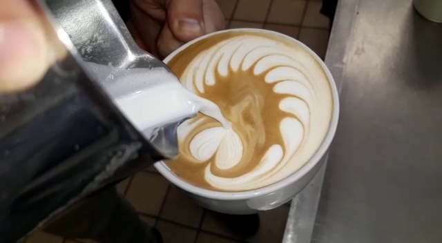 Latte Artist - Coffee Shop - Bedworth