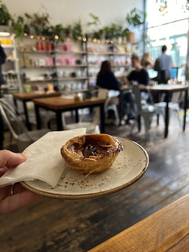 Comentarii opinii despre Foliage Cafe