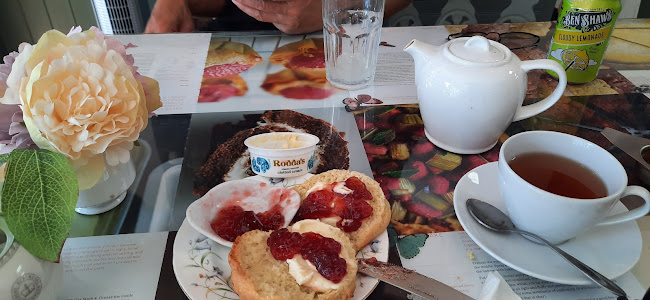 Butterflies Cafe and Tea Room - Hospitality and gastronomy