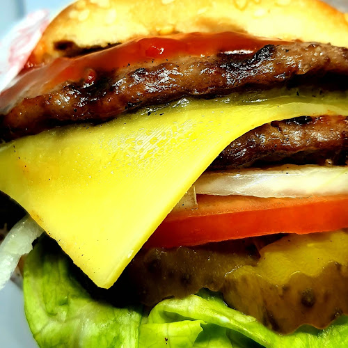 Opinii despre Amazing Burger Shop în Ilford - Hospitality and gastronomy