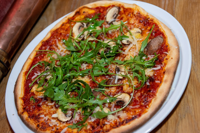 Comentarii opinii despre The Old Fire Station, Warminster