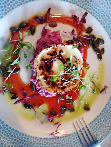 The Jolly Sailor - Hospitality and gastronomy