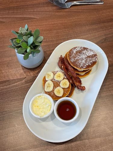 Kenmore Bank, Abbey Bridge Coffee House, The Glebe, Jedburgh TD8 6JH, United Kingdom