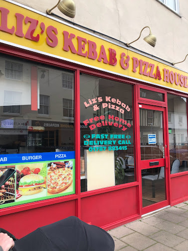 Comentarii opinii despre Liz's Kebab & Pizza