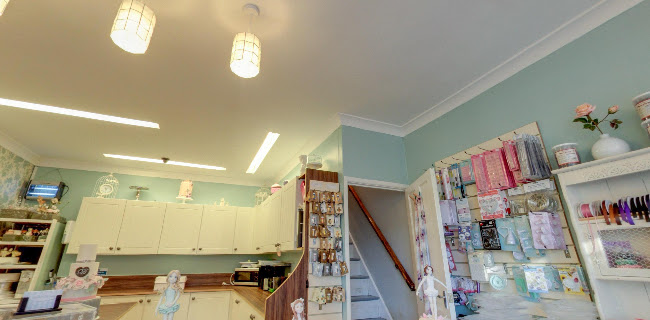 2 Barwick Rd, Cross Gates, Leeds LS15 7QG