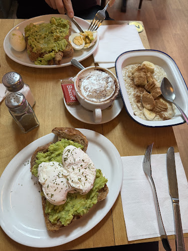 Crumbs Kitchen - Cardiff