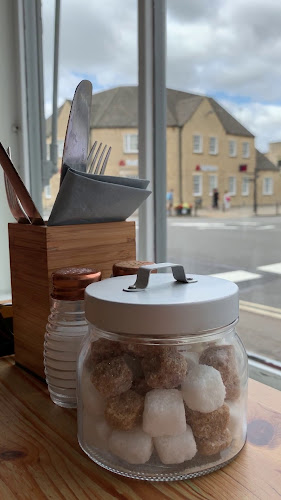 Opinii despre Hunters Cake Cafe în Witney - Hospitality and gastronomy