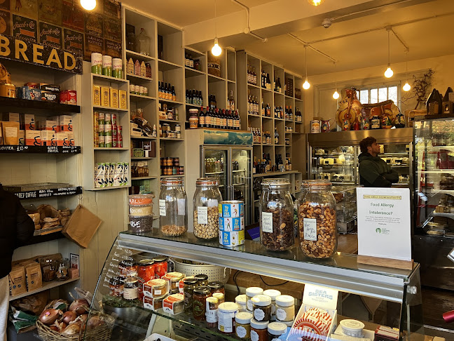 211 Victoria Park Rd, London E9 7JN, United Kingdom