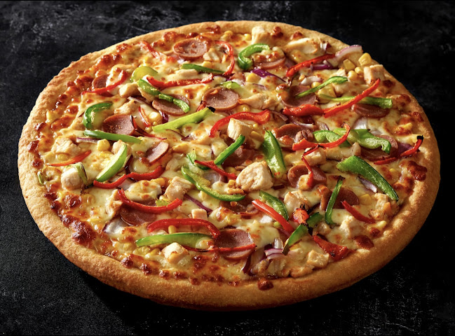 Caprinos Pizza Telford - Hospitality and gastronomy