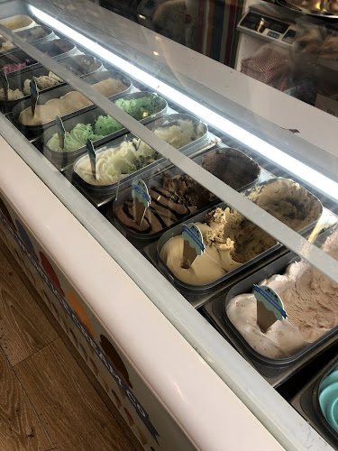 Bliss Ice Cream Parlour - Hospitality and gastronomy