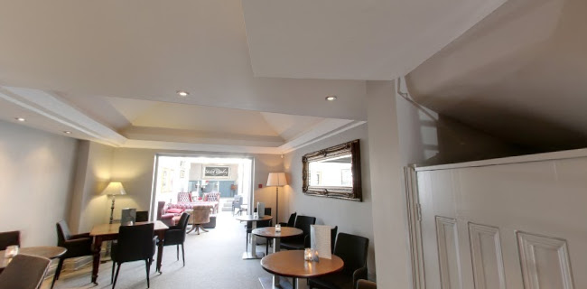 Crescent Moon Wine Bar