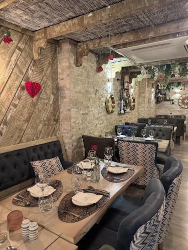 La Piccola Italia - Hospitality and gastronomy