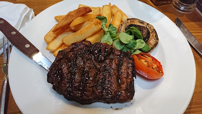 Secklow Gate W, Milton Keynes MK9 3BZ, United Kingdom