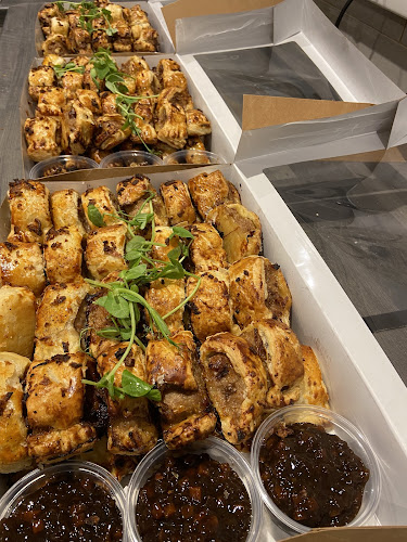 Comentarii opinii despre The Turntable Cafe