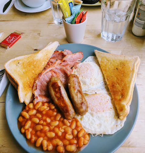 Hewitts Of Romiley - Hospitality and gastronomy