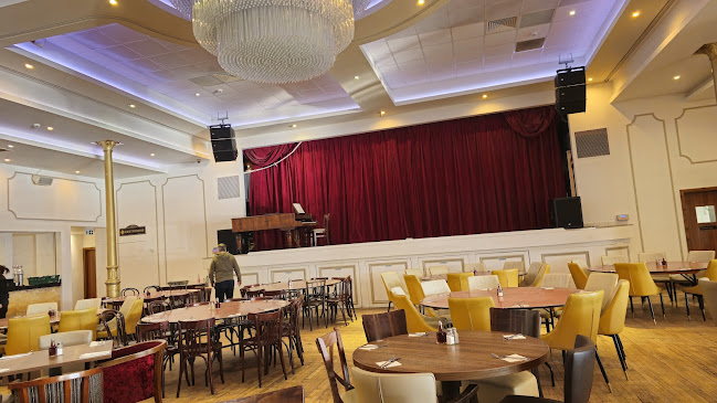 The Pier Cleethorpes - Papas - Hospitality and gastronomy