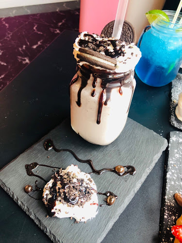 Love Choco Desserts (Canning Town) - London