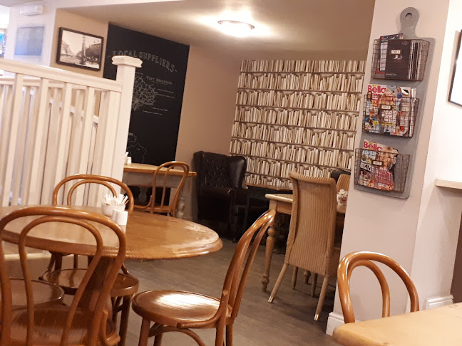 2 The Broadway, Newbury RG14 1BA, United Kingdom